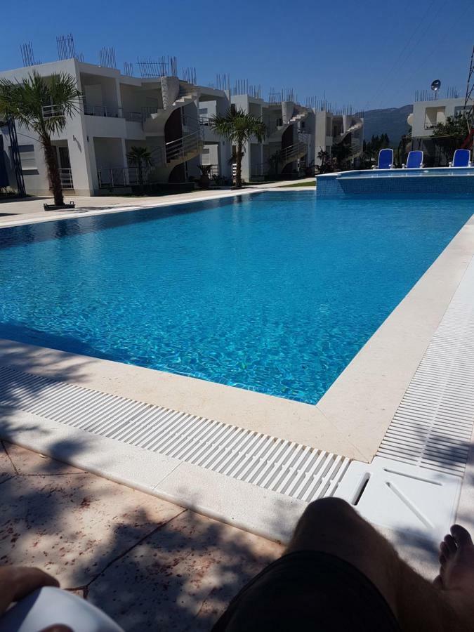 Royal Apartments & Villas Ulcinj Buitenkant foto